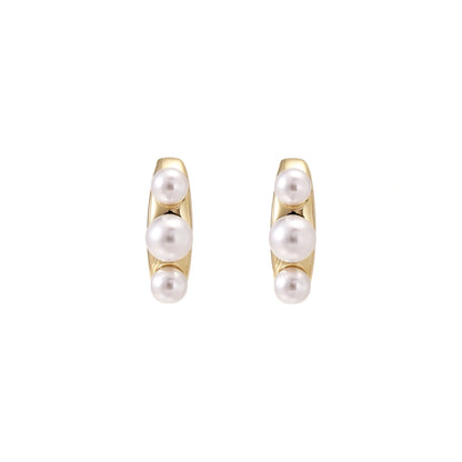 Mikki Luka Pearl Trio Curve Stud Earrings